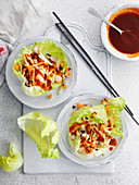 Lettuce wraps with sauce (China)