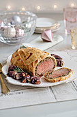 Filet Wellington mit Radicchio-Röllchen