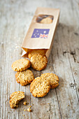 Anzac Biscuits (coconut and oatmeal cookies from Australia)