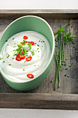 Yoghurt quark with herbs and chilli rings