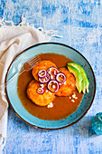 Mexican cauliflower cakes with tomatoe sauce