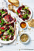 Rote-Bete-Salat mit Blutorangen und Schweinefleisch