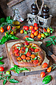 Tomaten-Focaccia mit Basilikum
