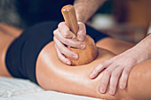 Anti-cellulite maderotherapy massage