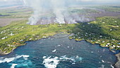 Lava flow approaching Kapoho Bay