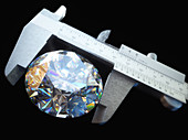 Measuring diamond, illustration