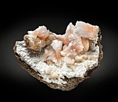Heulandite crystals on mordenite