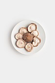 A plate of shiitake mushrooms (Lentinula edodes)