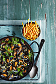 Moules marinieres with French fries