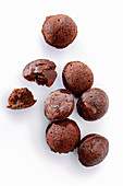 Chocolate cake balls for cake pops