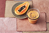 Papaya-Möhren-Smoothie mit Vanille