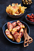 Bacon apples and potato chips