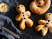 Bread men and St. Martin's pretzels