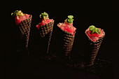 Cone 'drumsticks' with tuna and avocado
