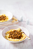 Spaghetti mit Linsen-Bolognese-Sauce