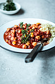 Vegan chilli with chickpeas and couscous
