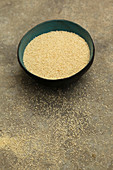 Fonio with loose grains