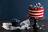 Velvet cake 'Stars and stripes'