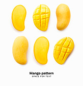 Gelbe Mangos, ganz und aufgeschnitten