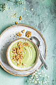 Avocado oat pudding with walnuts
