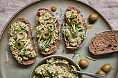 Zucchini and olive spread