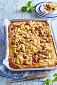 Gooseberry cake with crumble