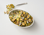 Clam and rice bake with courgette