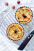 Puff pastry tartlets with apples and hazelnuts