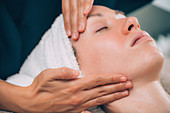 Face lifting massage