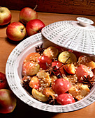 Baked spiced apples