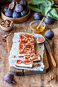 Fig and honey cheesecake