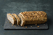 Low-carb nut bread