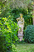 Pallas Athene Statue im Garten