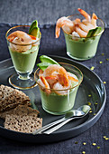 Shrimps with avocado cream