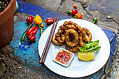 Fried calamari with sweet chilli sauce