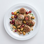Meatballs with chestnuts and grapes