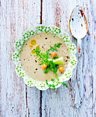 Chickpea soup with fennel leaves