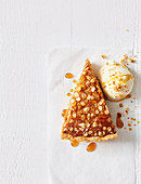 Oaty golden syrup tart