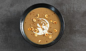 Maronen-Cremesuppe mit Sahne