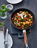 One-pan gnocchi with aubergines and Alpine cheese