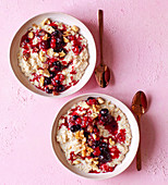 Porridge with berries and nuts