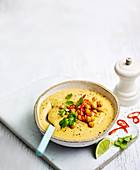 Spiced cauliflower soup with chickpeas