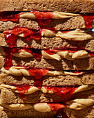 Erdnussbutter-Marmeladen-Sandwich (bildfüllend)