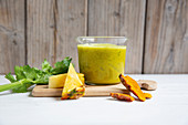 Good Morning Smoothie with celery, pineapple and turmeric