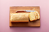 Crispy bread with polenta and lactose-free milk