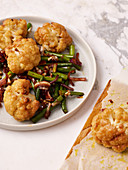 Baked cauliflower with green beans