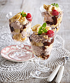 Dessert Banana Split with Parisian cream