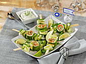 Zucchini and salmon skewers for New Year's Eve