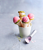 Easy crème fraîche berry ice cream