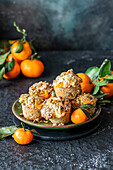 Mandarinen-Mohn-Muffins mit Pistazien